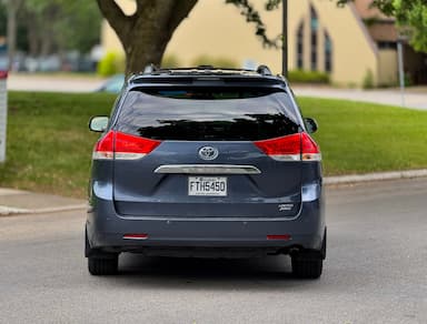 Toyota Sienna 2014 - Thumbnail 6