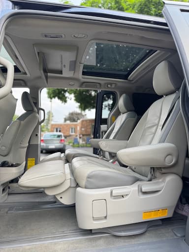 Toyota Sienna 2014 - Thumbnail 19