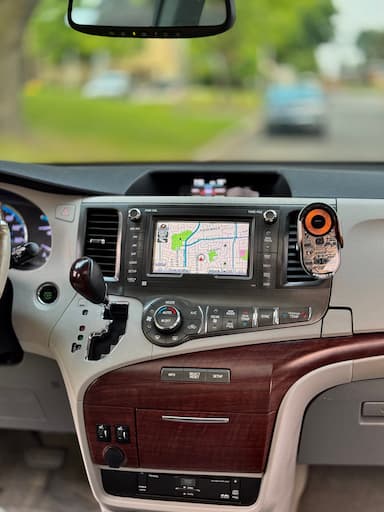 Toyota Sienna 2014 - Thumbnail 23